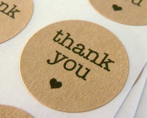 Và tùy thuộc vào sản phẩm mà có những kích thước phù hợp, ví dụ như: Kích thước decal 2cm x 3cm Kích thước decal 3cm x 4.5cm Kích thước decal 4cm x 6cm Kích thước decal 5cm x 8cm Việc dán decal vào những sản phẩm có kích thước tương ứng sẽ tạo được sự sang trọng và bắt mắt cho khách hàng sử dụng sản phẩm, nâng cao giá trị của sản phẩm